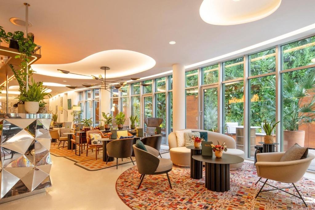 هتل رنسانس رپابلیک